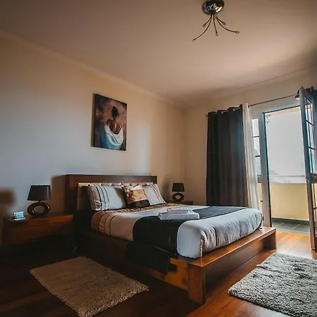 Villa Quinze - Luxurious 3 Bedroom With Private Pool And Games & Amazing Views