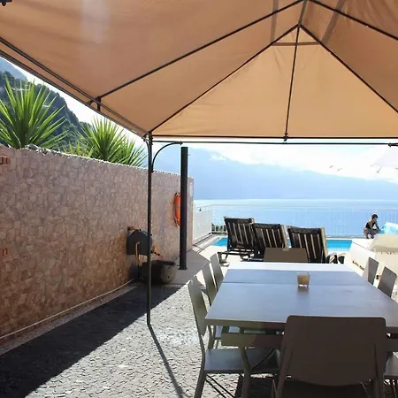 Villa Quinze - Luxurious 3 Bedroom With Private Pool And Games & Amazing Views