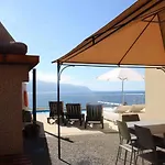 Quinze - Luxurious 3 Bedroom With Private Pool And Games & Amazing Views Villa *
