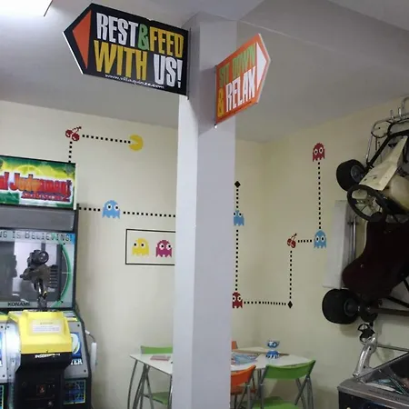 Villa Quinze - Luxurious 3 Bedroom With Private Pool And Games & Amazing Views Ponta Delgada (Madeira)