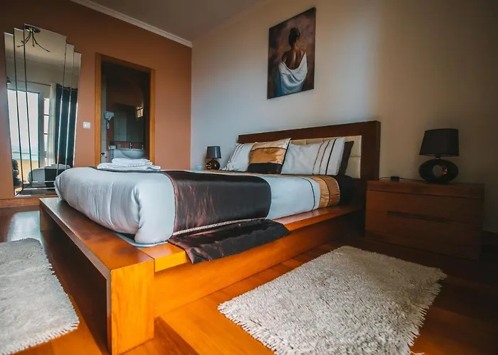 Quinze - Luxurious 3 Bedroom With Private Pool And Games & Amazing Views 폰타델가다